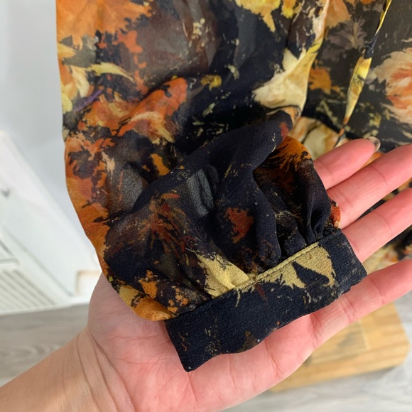 Haute hippie - Picture 4 of 7